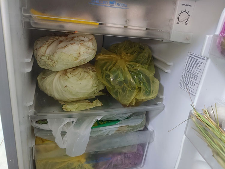đồ Trong Tủ Lạnh Quá Nhiều